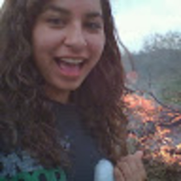 Meet your Posher, Marissa - Picture 1 of 1